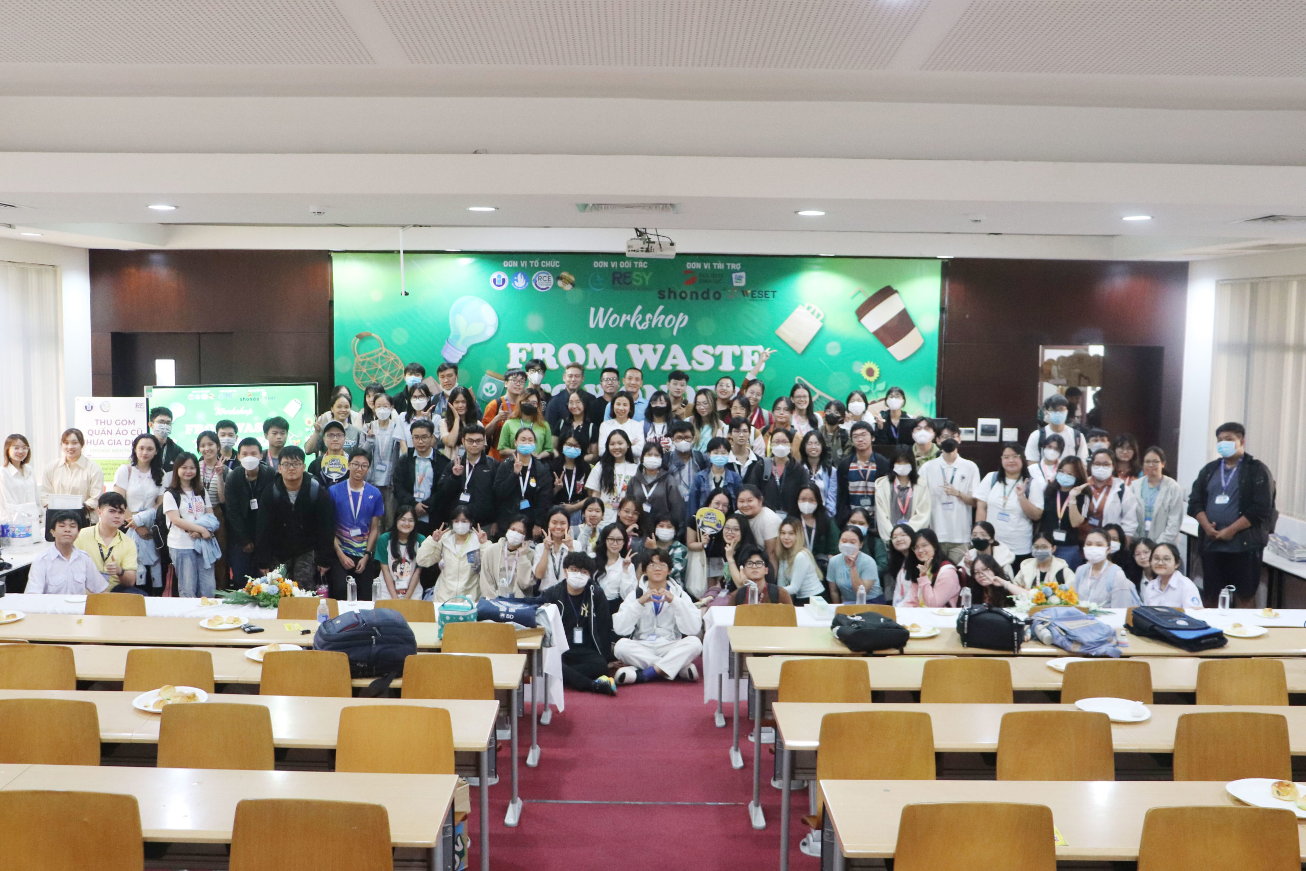 TRƯỜNG ĐH QUỐC TẾ TỔ CHỨC CHUỖI HOẠT ĐỘNG THU GOM VẬT LIỆU TÁI CHẾ “FROM WASTE TO WONDER” TUẦN LỄ ĐÓN TÂN SINH VIÊN